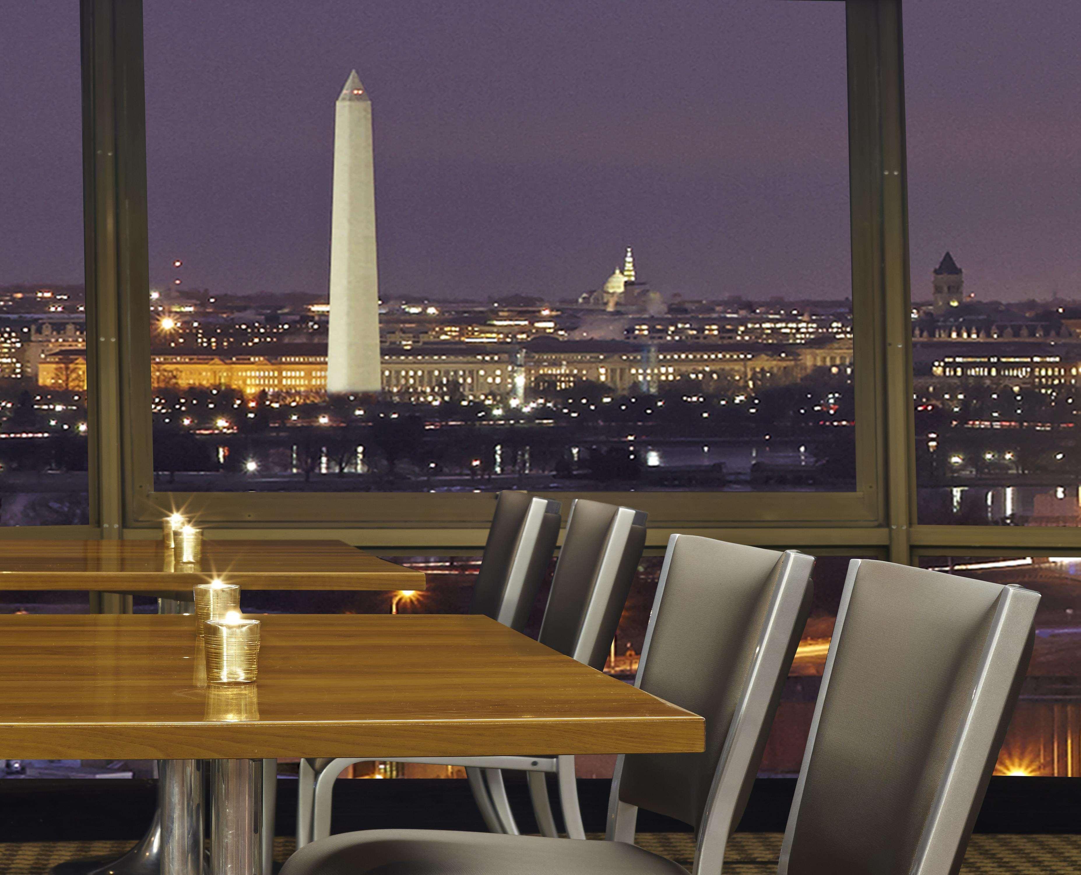 Hotel Doubletree By Hilton Washington Dc - Crystal City Arlington Exterior foto