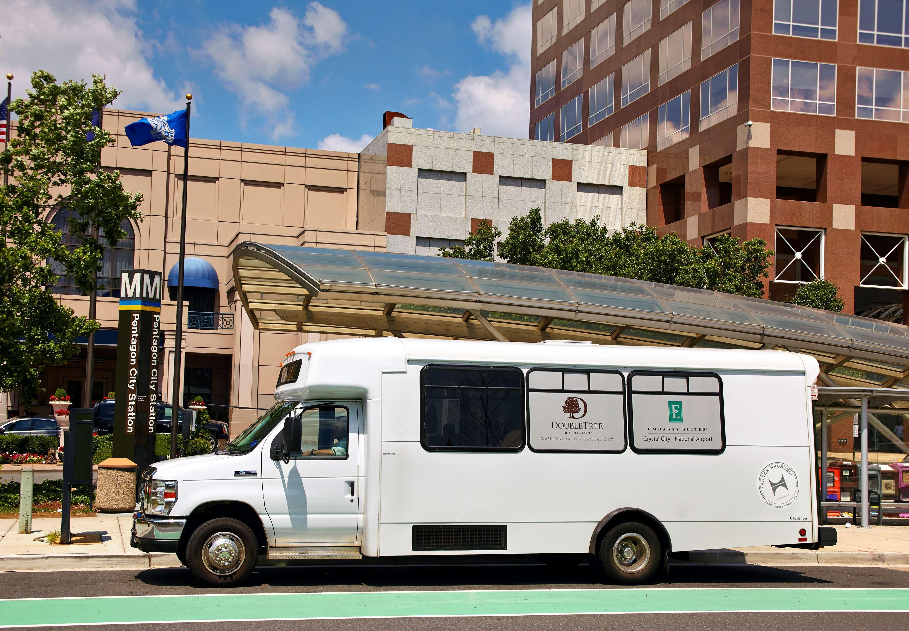 Hotel Doubletree By Hilton Washington Dc - Crystal City Arlington Exterior foto