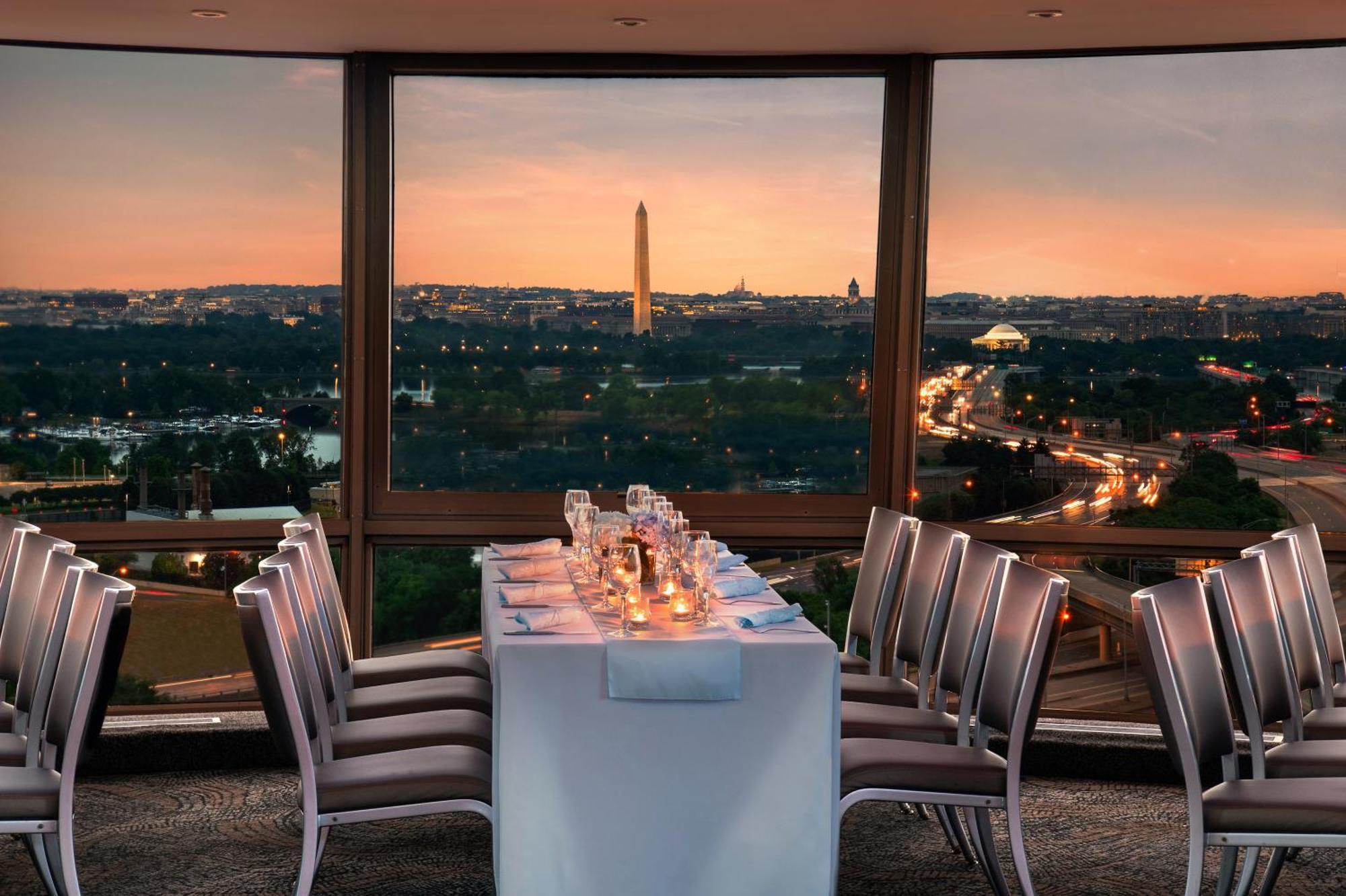 Hotel Doubletree By Hilton Washington Dc - Crystal City Arlington Exterior foto